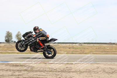 media/May-26-2025-Lets Ride (Mon) [[3bf1de1d65]]/C Group/1140am (Grapevine)/
